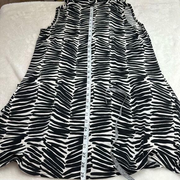 Sympli Black and White Double Take Tunic Size 10 - Picture 10 of 10